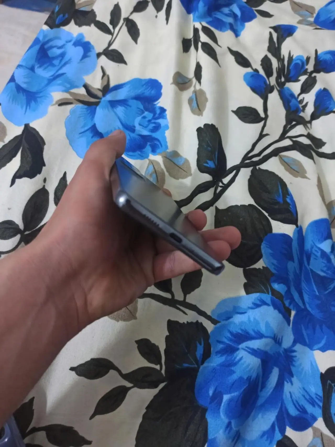 Samsung Galaxy A73 5G — 250,000 د.ع