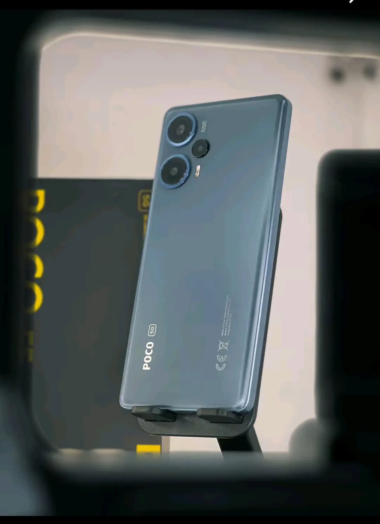 POCO F5 — 300,000 د.ع