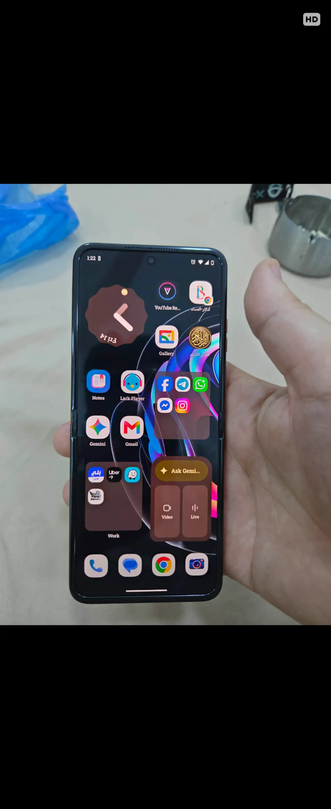 Motorola Razr 50 — 650,000 د.ع