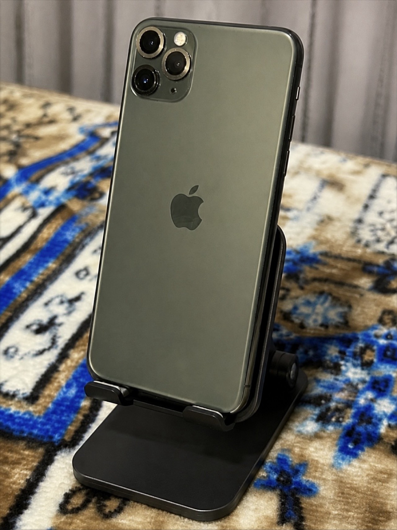 Apple iPhone 11 Pro Max — 350,000 د.ع