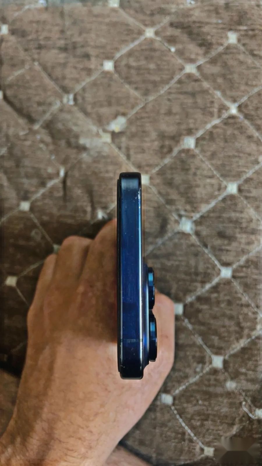 Apple iPhone 15 Pro Max — 825,000 د.ع