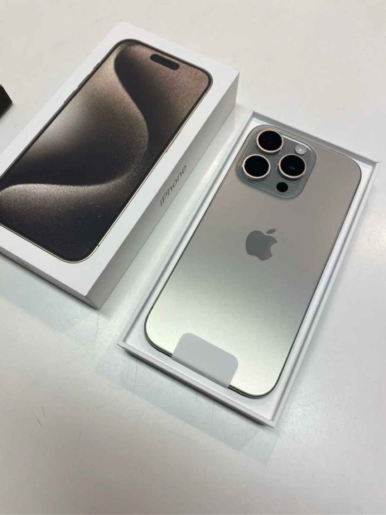Apple iPhone 15 Pro Max 256GB