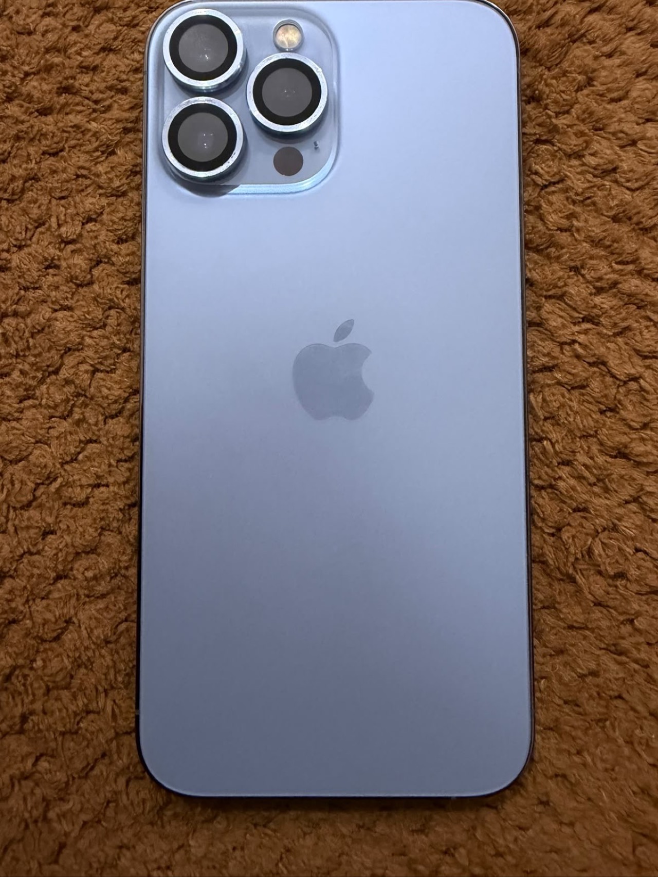Apple iPhone 13 Pro Max — 750,000 د.ع