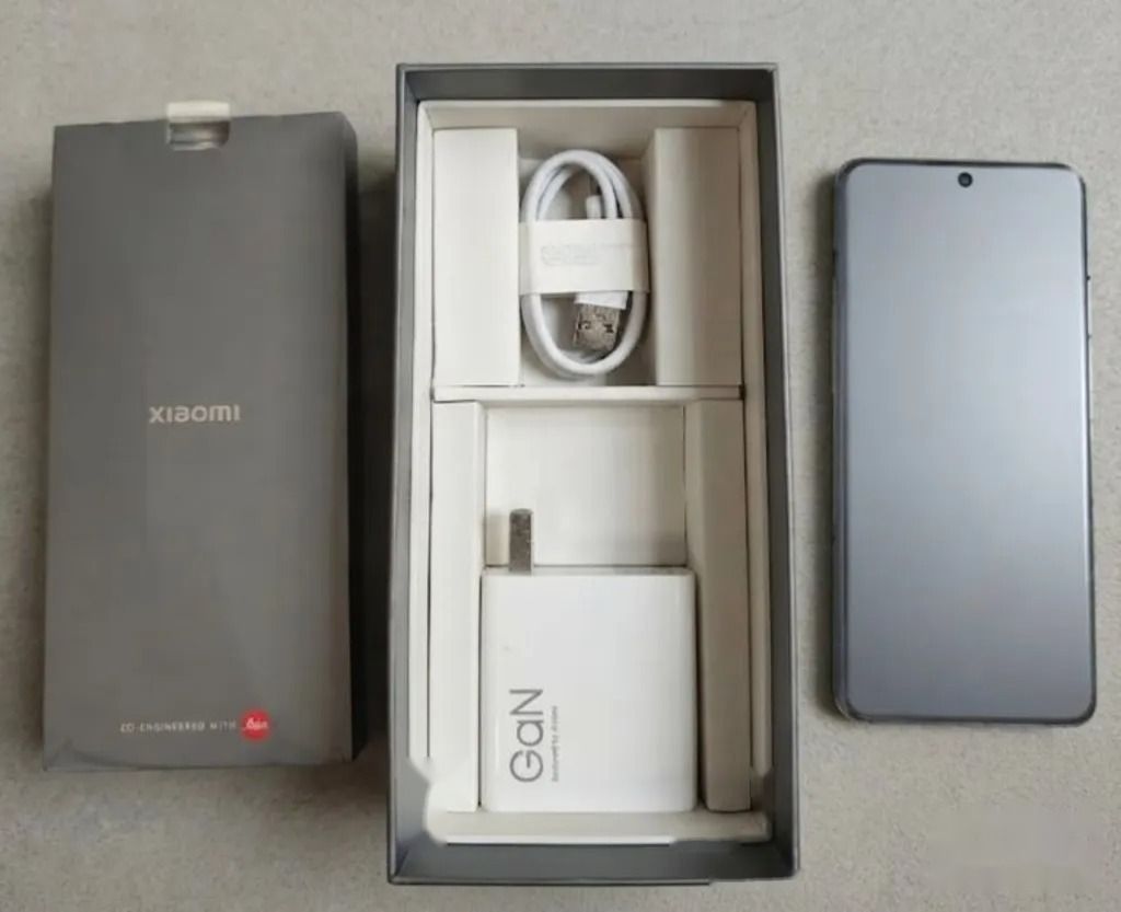 Xiaomi 14 Pro Titanium — 950,000 د.ع