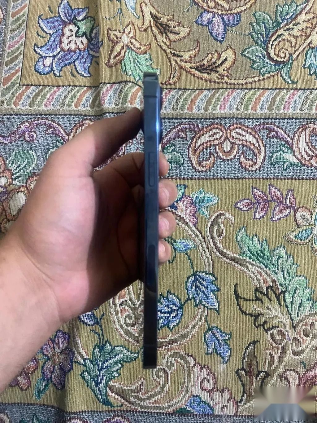 Apple iPhone 12 Pro Max — 450,000 د.ع