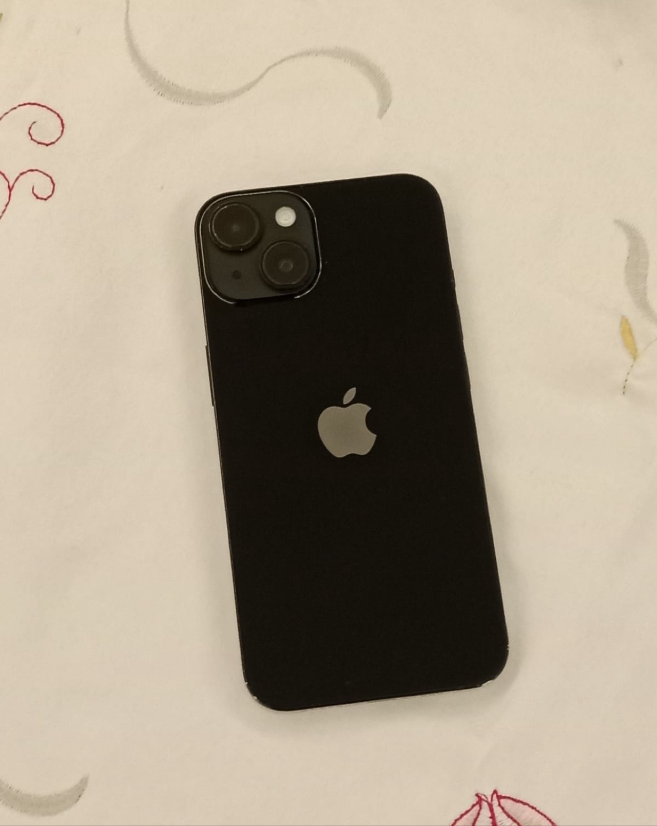 Apple iPhone 14