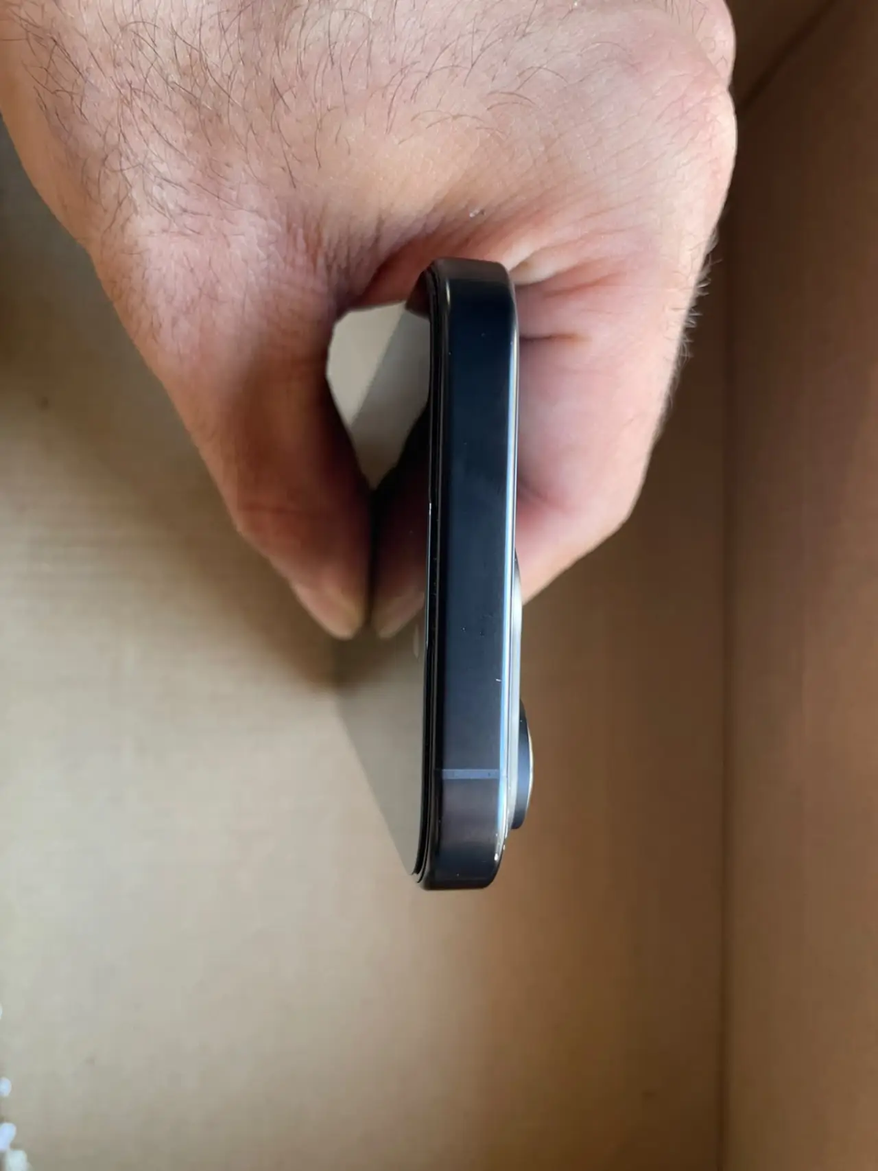 Apple iPhone 16 Pro — 850,000 د.ع