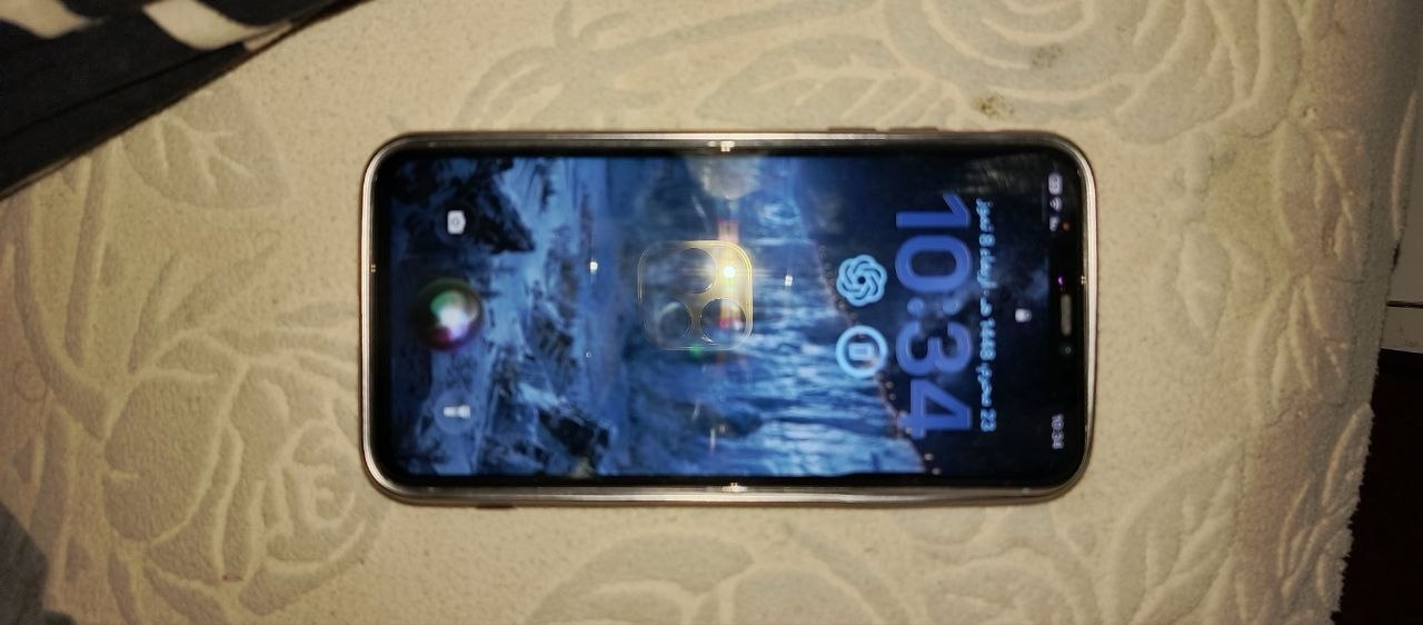Apple iPhone 11 Pro Max — 350,000 د.ع
