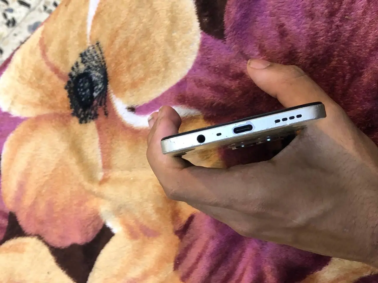 Realme c53 — 200,000 د.ع