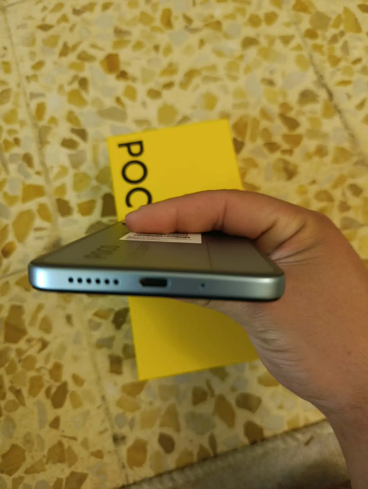 POCO M7 — 250,000 د.ع