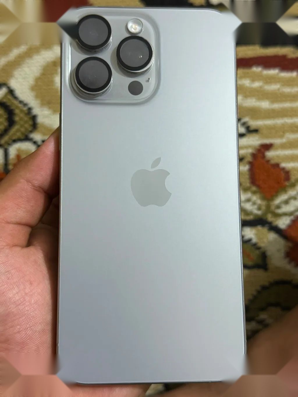 Apple iPhone 15 Pro Max — 980,000 د.ع