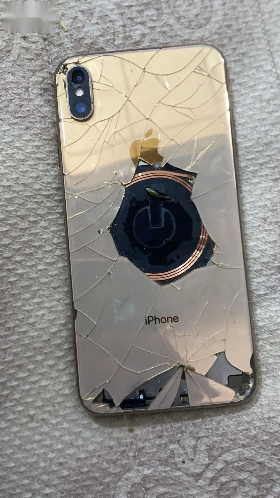 Apple iPhone XS Max — 160,000 د.ع