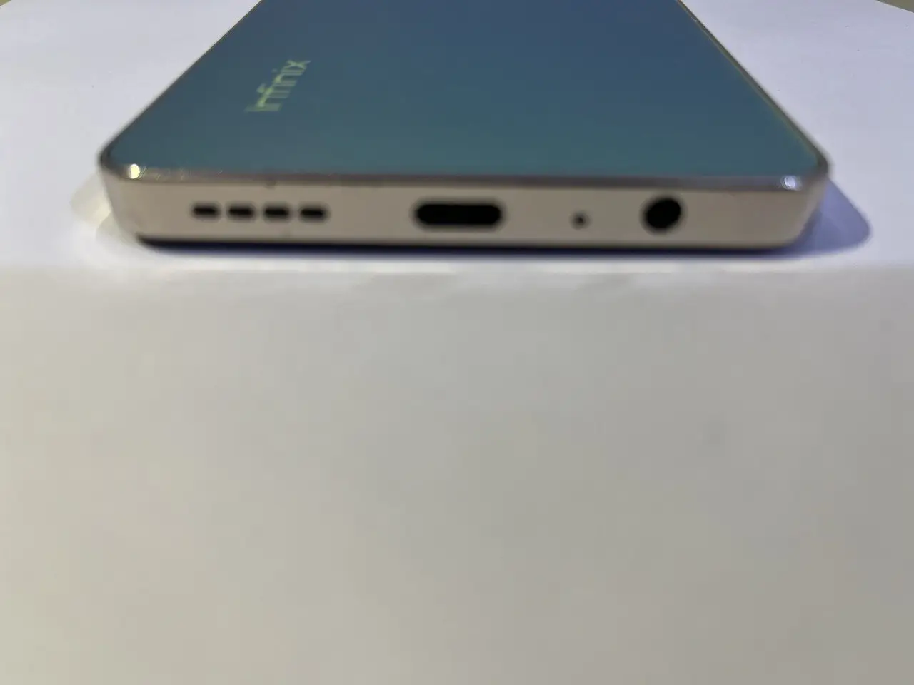 Infinix Note 30 Pro — 200,000 د.ع