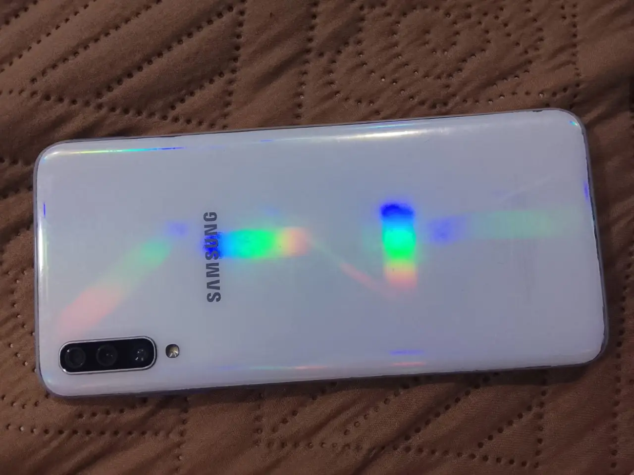 Samsung Galaxy A70 — 150,000 د.ع