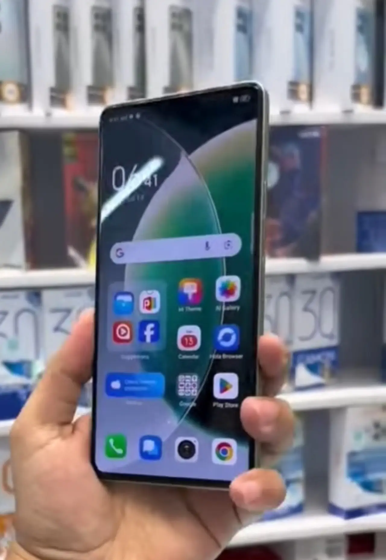 Tecno Camon 30 5G — 325,000 د.ع