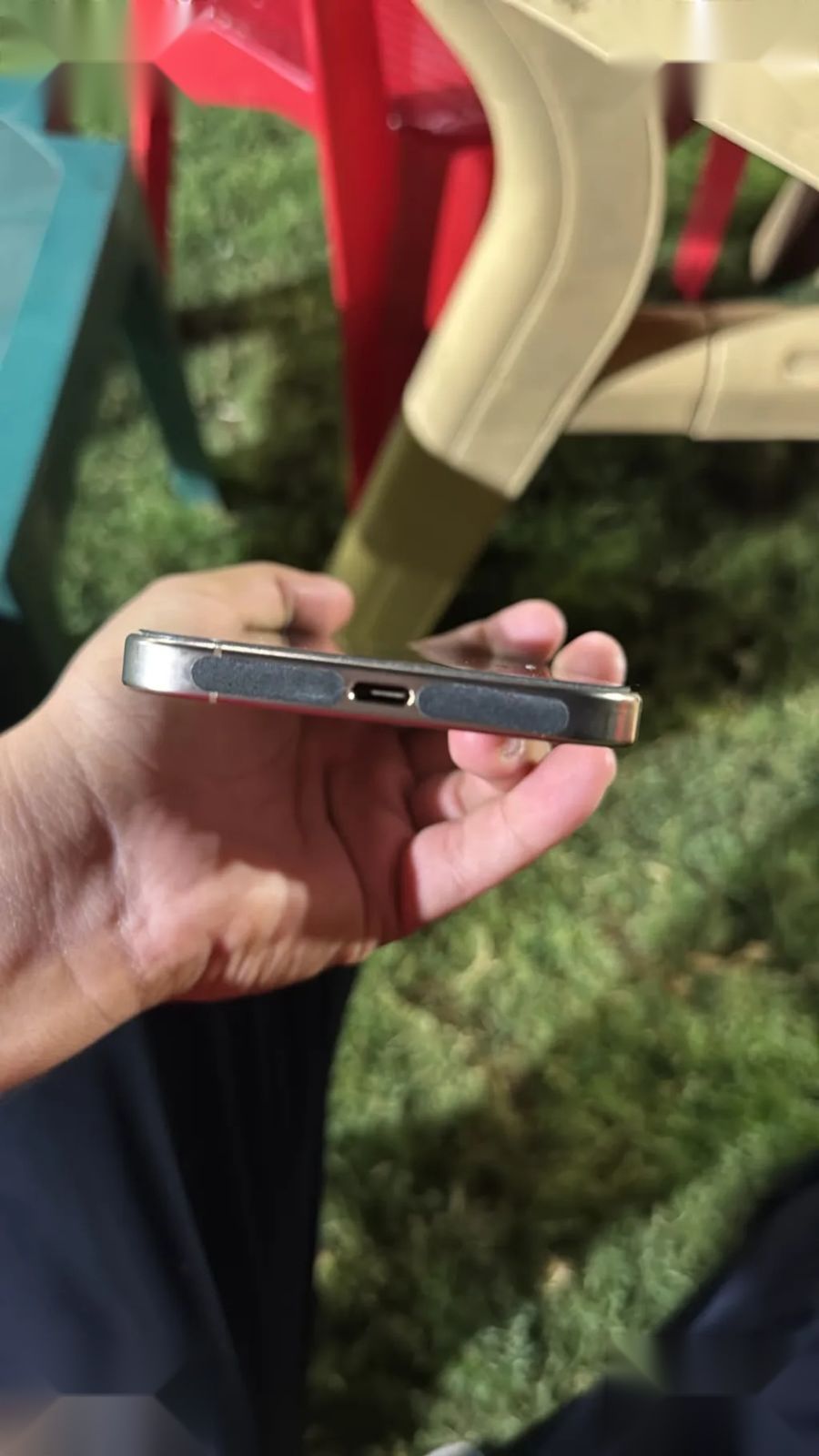 Apple iPhone 16 Pro Max — 1,300,000 د.ع