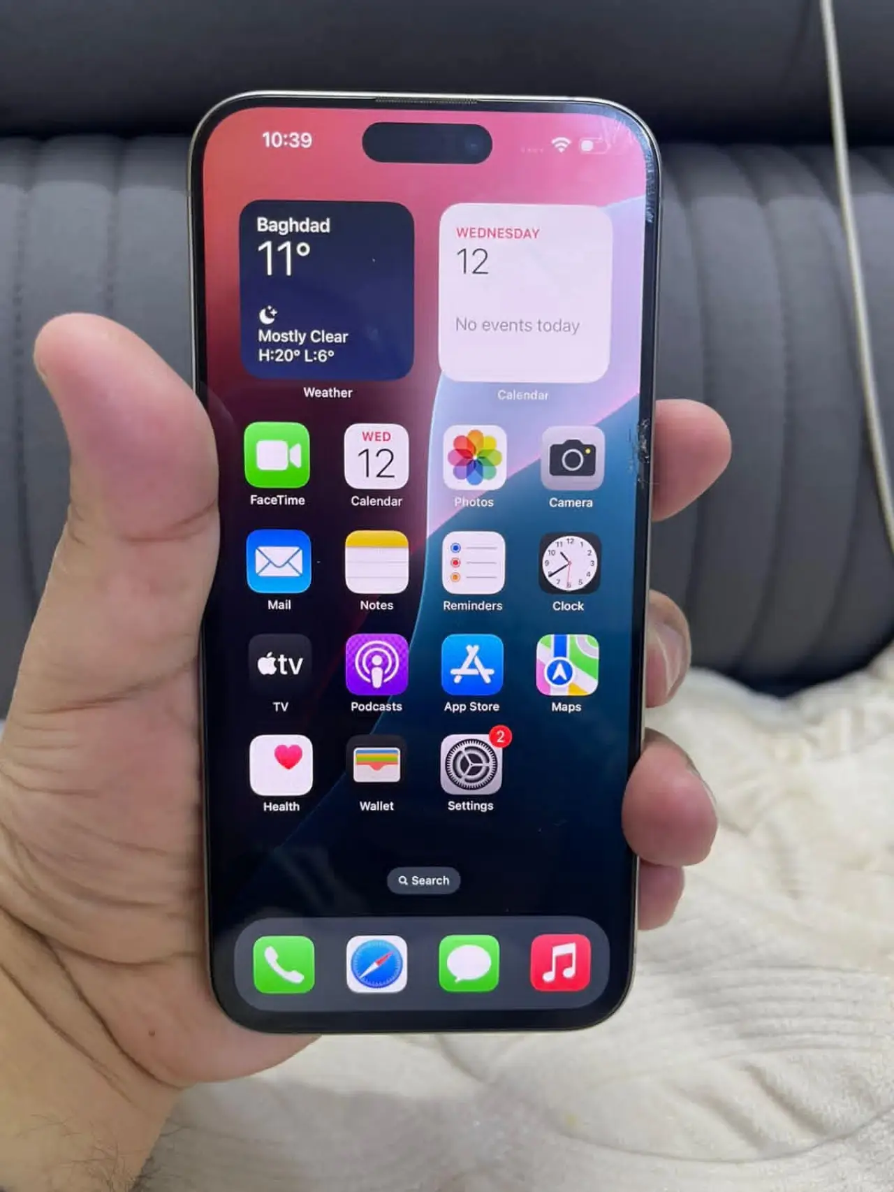 Apple iPhone 15 Pro Max — 700,000 د.ع
