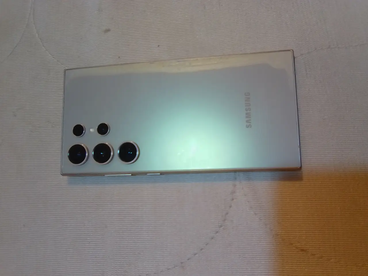 Samsung Galaxy S24 Ultra — 770,000 د.ع