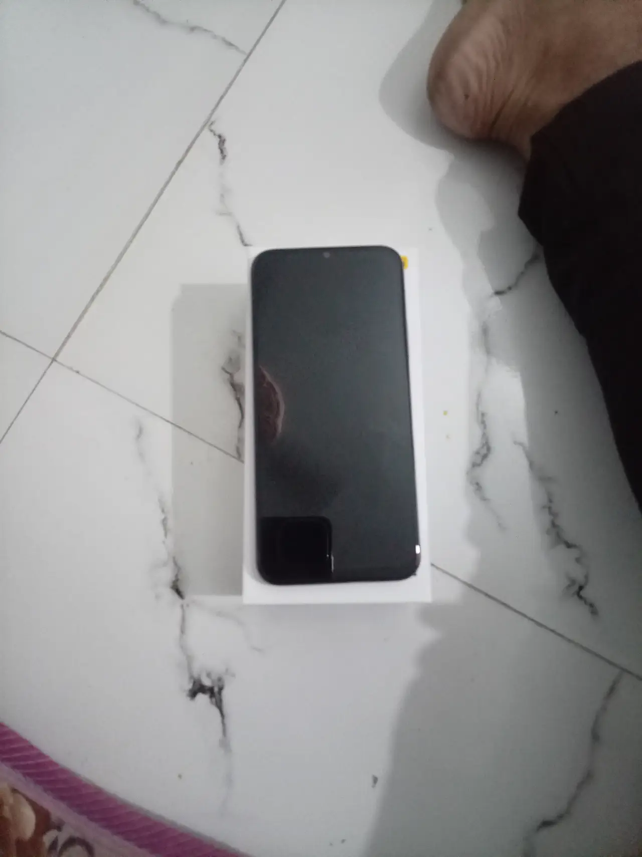 Realme C100i — 220,000 د.ع