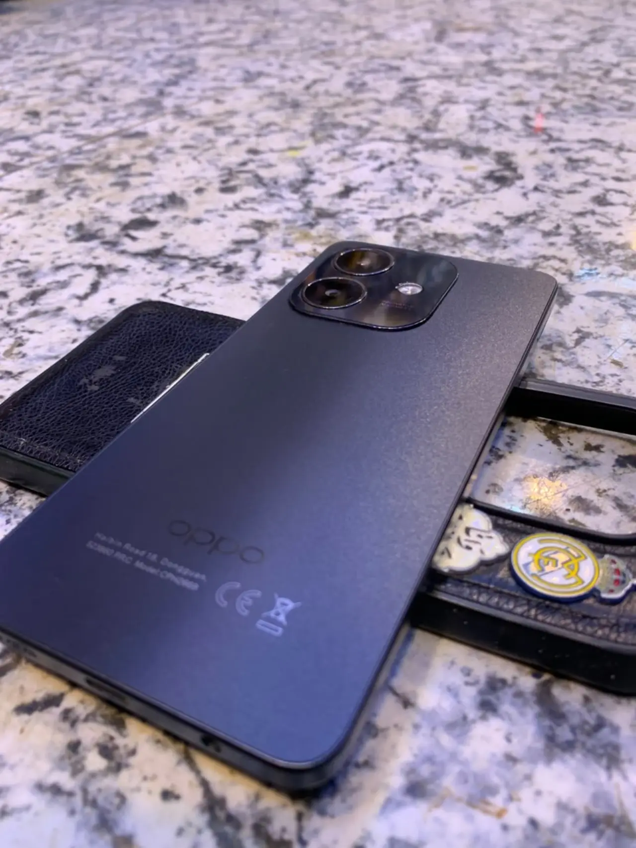 OPPO A40 — 275,000 د.ع