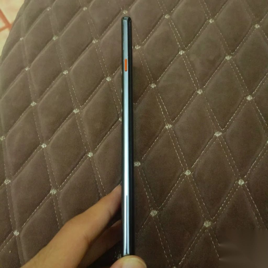 Tecno Camon 40 Pro — 360,000 د.ع