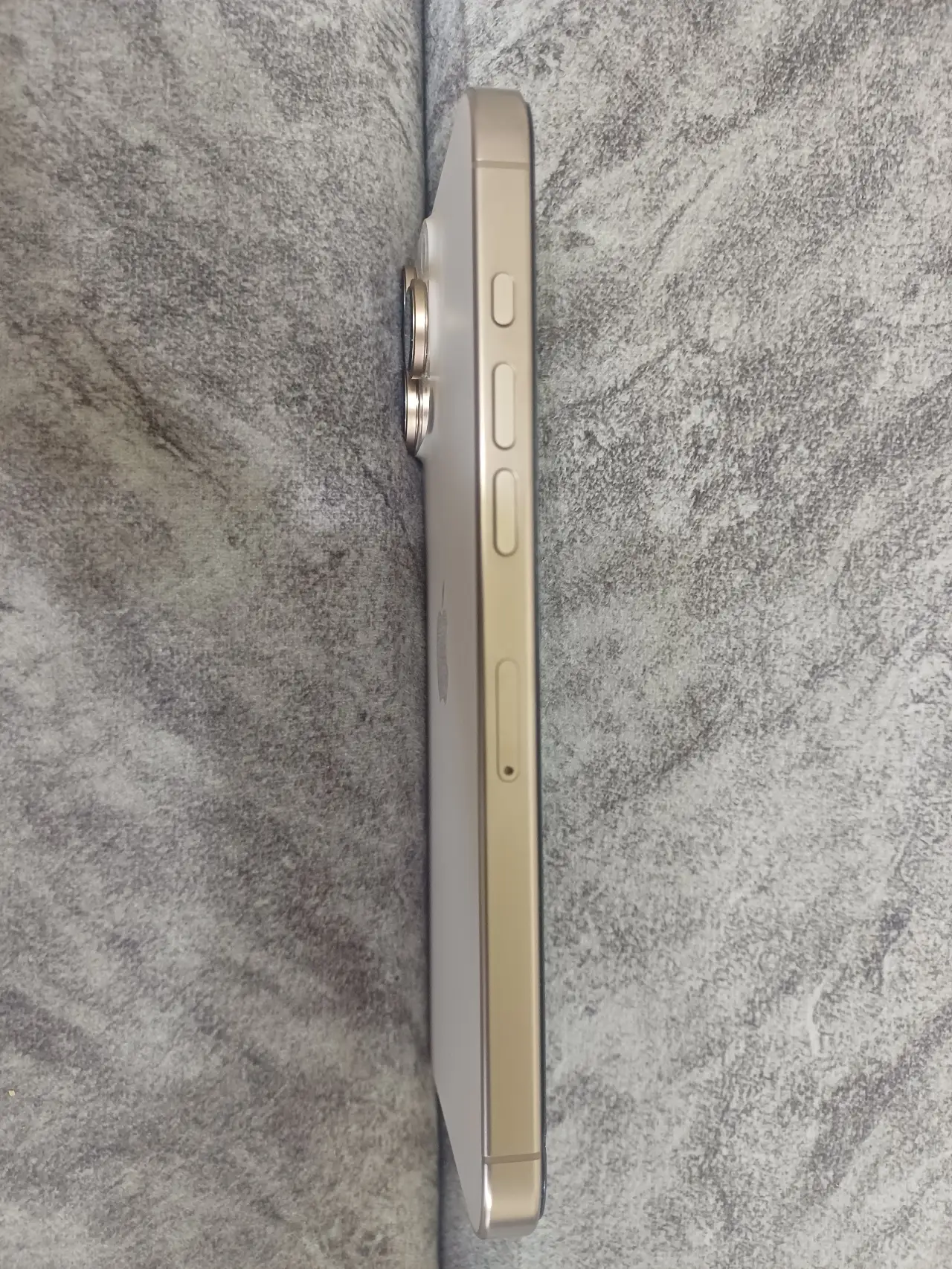 Apple iPhone 16 Pro Max — 1,450,000 د.ع