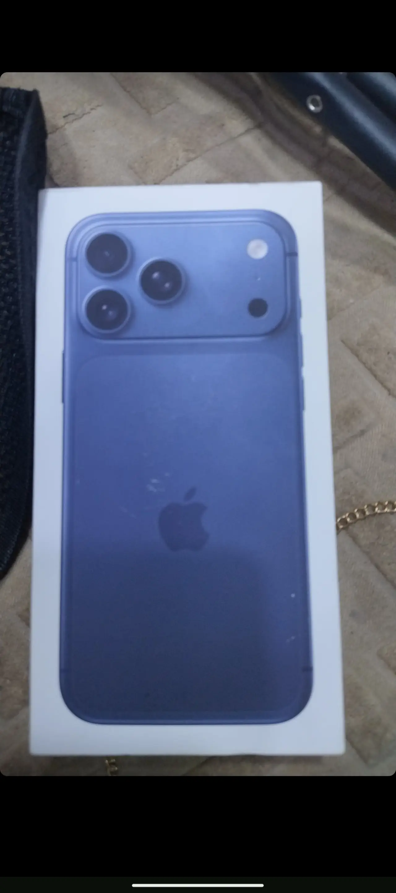 Apple iPhone 17 Pro Max — 1,825,000 د.ع