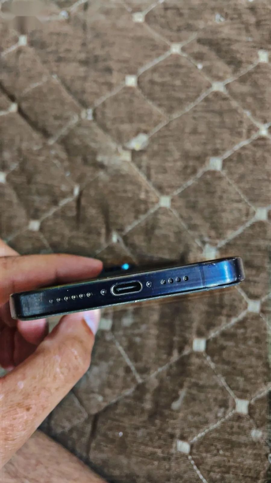 Apple iPhone 15 Pro Max — 825,000 د.ع