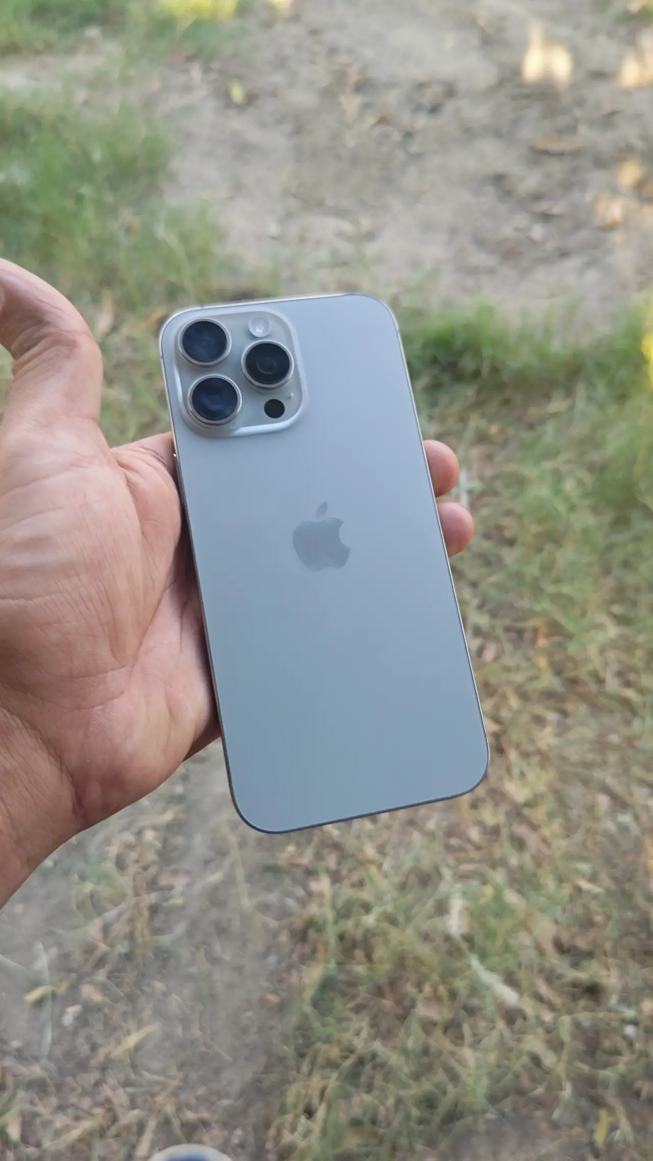 Apple iPhone 16 Pro Max