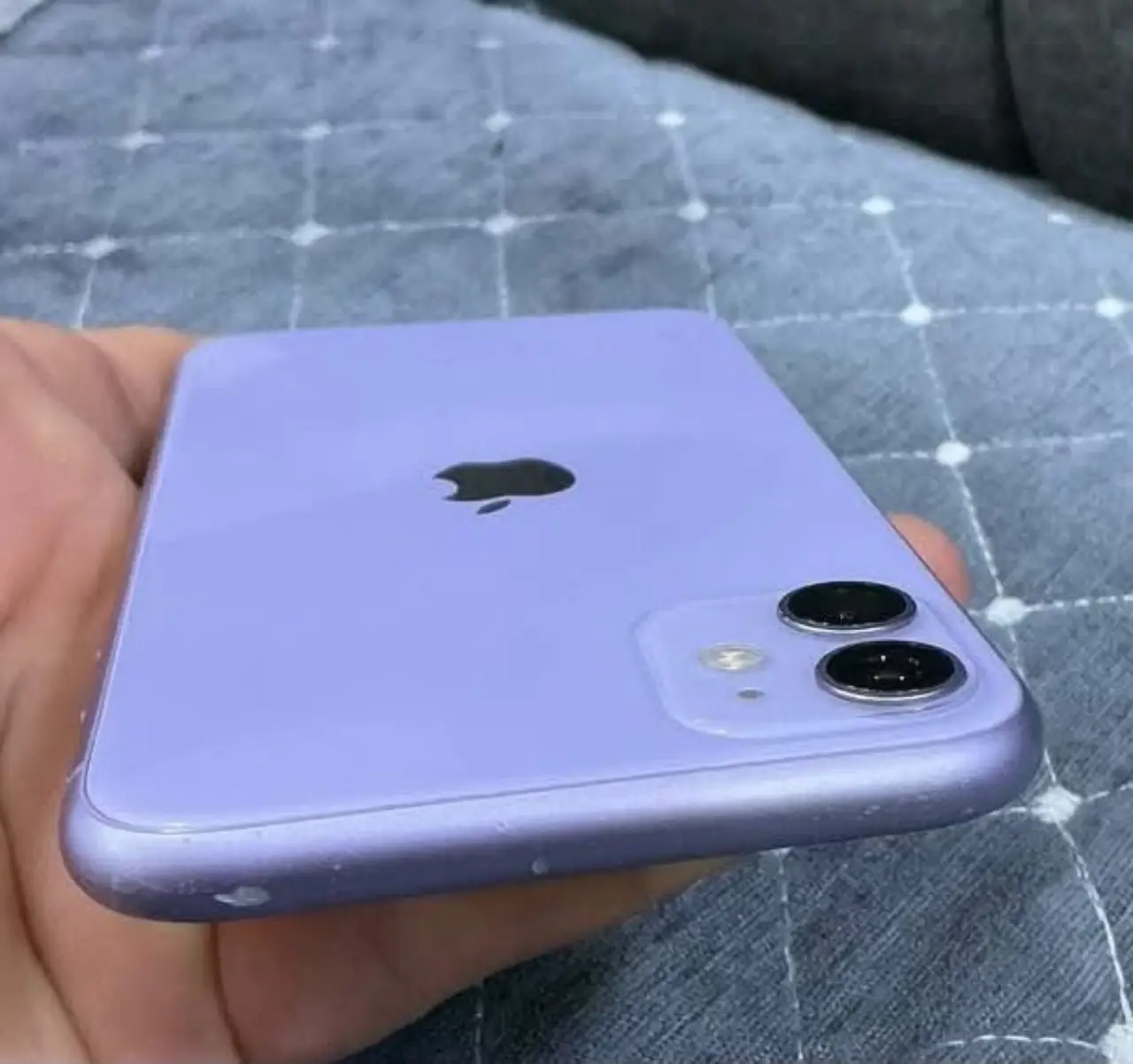 Apple iPhone 11 — 280,000 د.ع