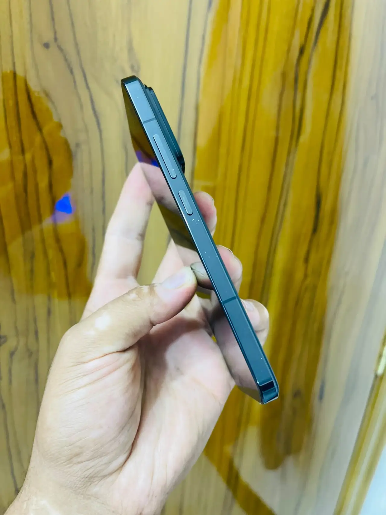 Xiaomi 14 — 550,000 د.ع