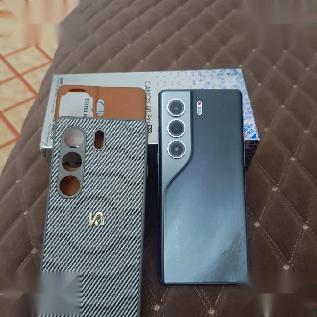 Tecno كامون جديد أو نضيف — 400,000 د.ع