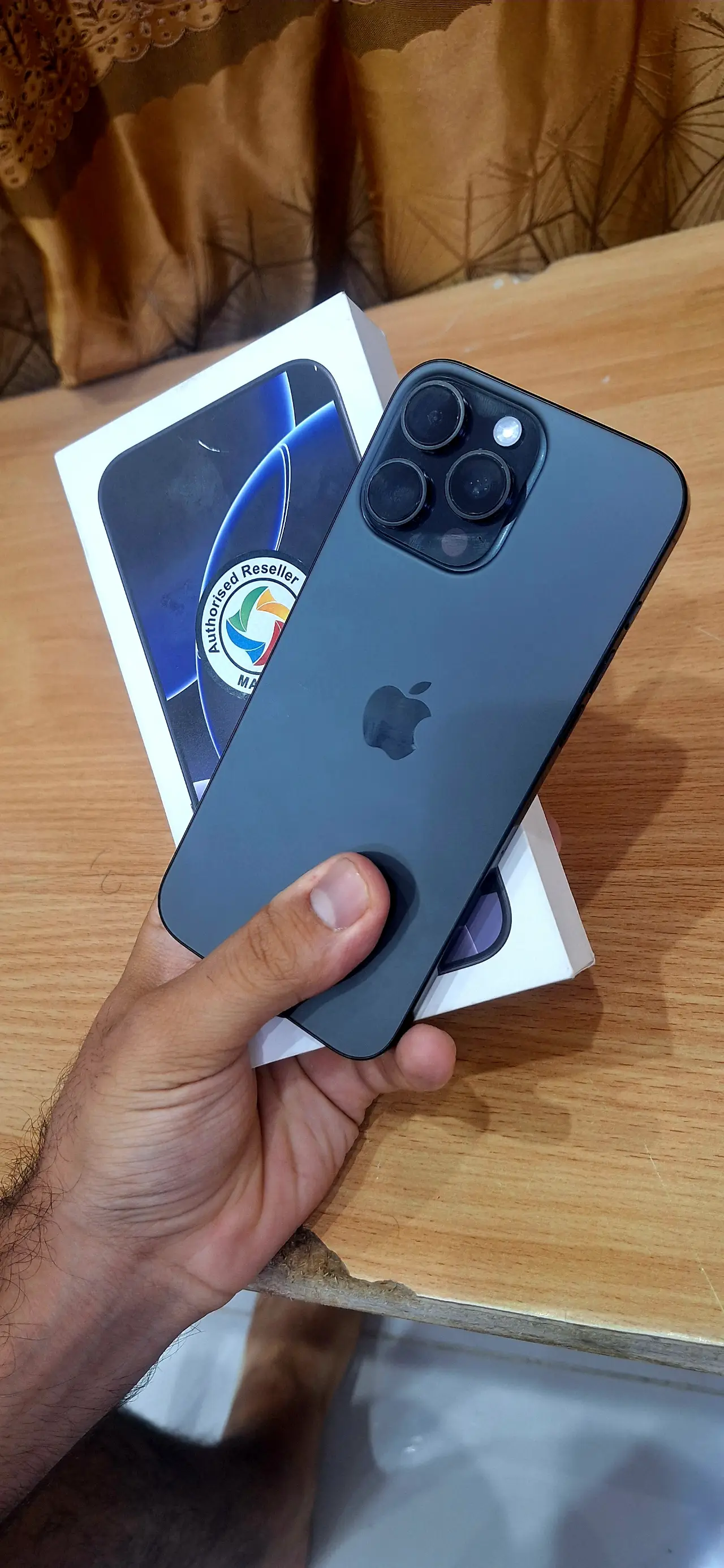 Apple iPhone 16 Pro Max