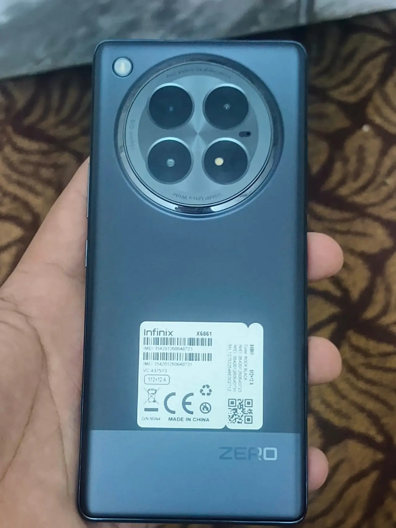 Infinix Zero 40  5G — 350,000 د.ع