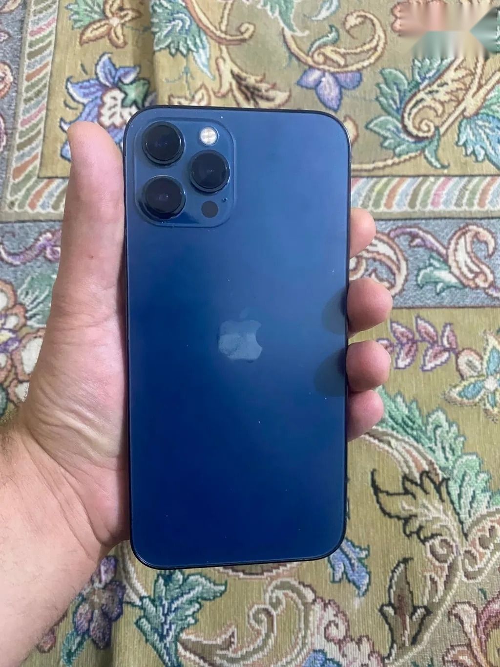Apple iPhone 12 Pro Max — 450,000 د.ع