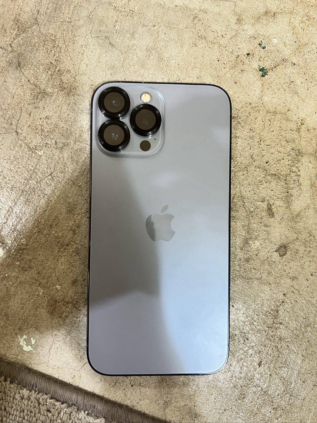 Apple iPhone 13 Pro Max — 700,000 د.ع