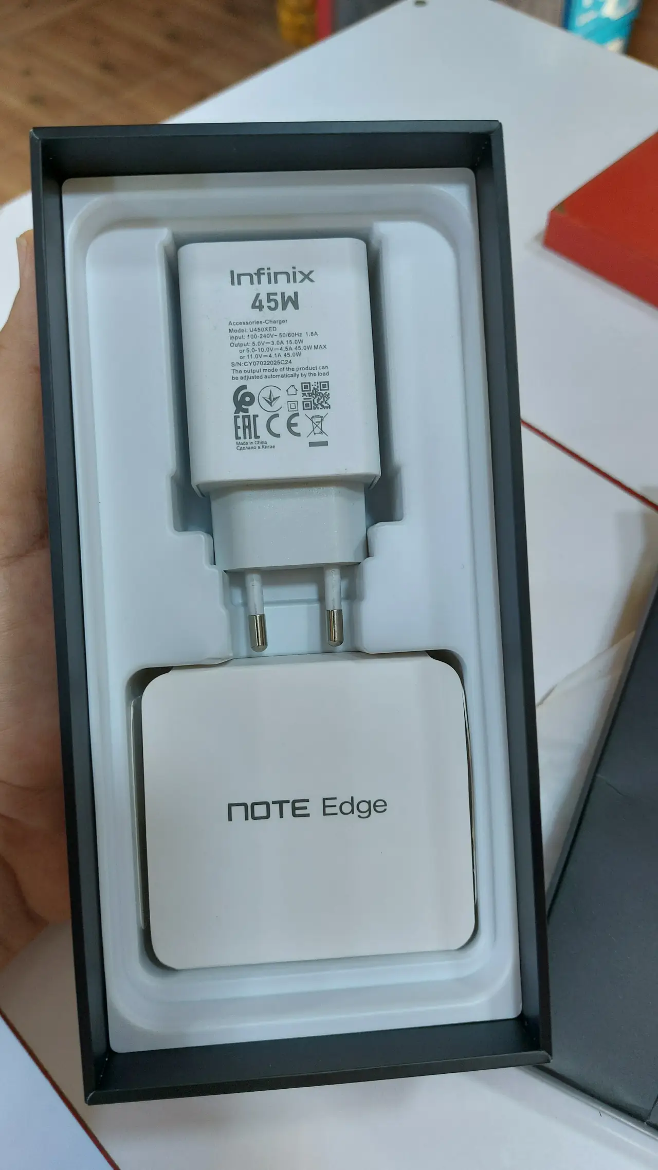 Infinix Note Edge — 300,000 د.ع