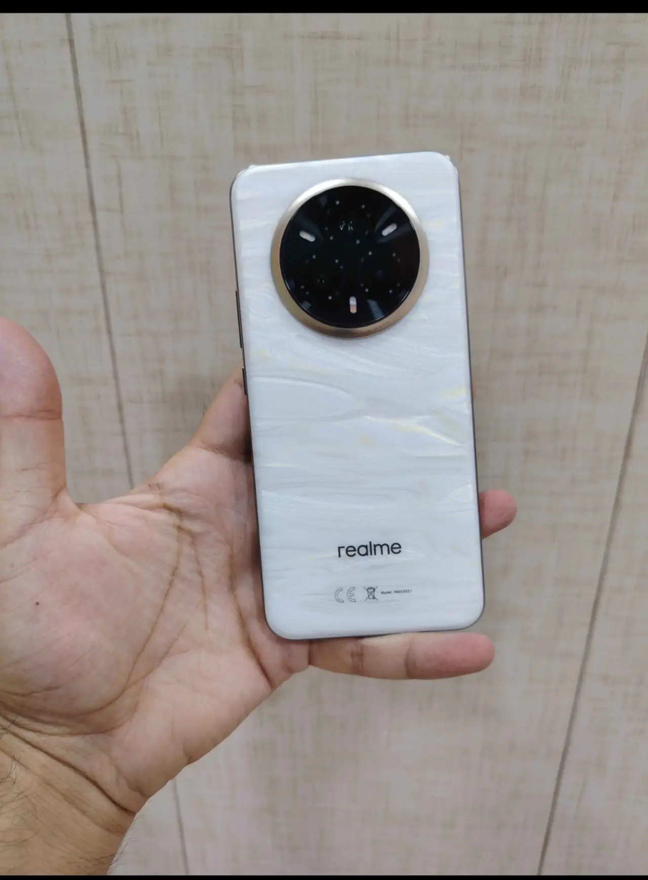 Realme 14 Pro+ — 450,000 د.ع