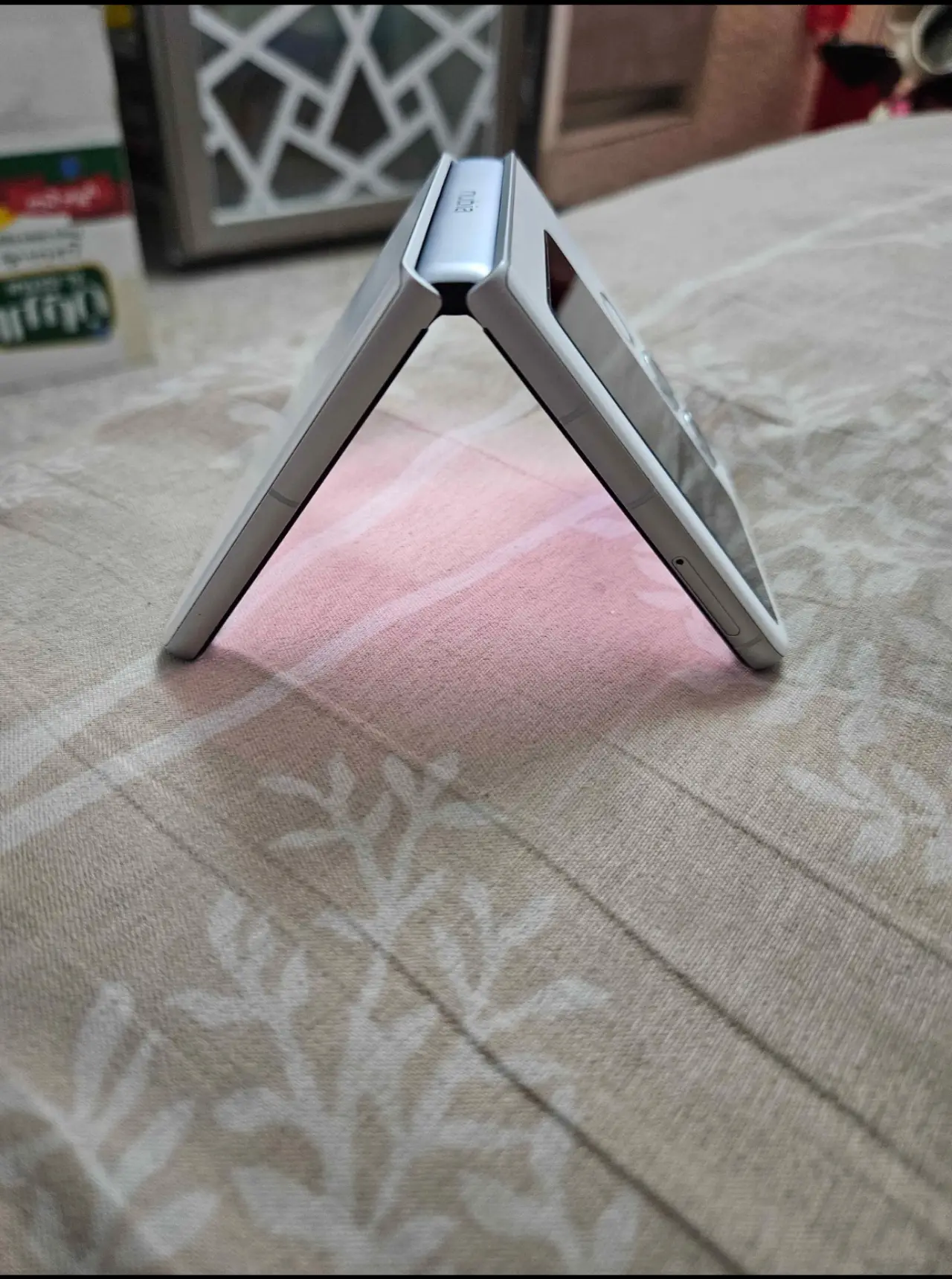 Nubia Flip2 — 300,000 د.ع