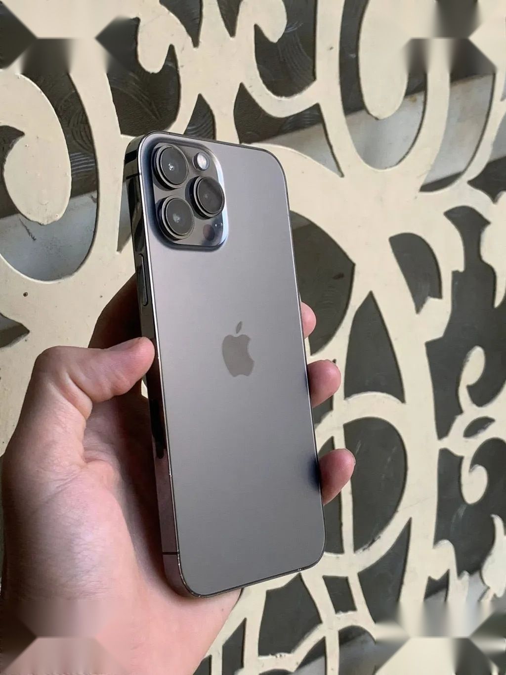 Apple iPhone 13 Pro Max — 625,000 د.ع