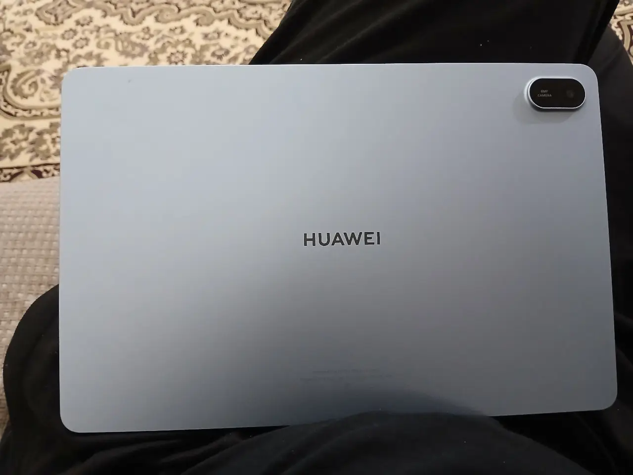 Huawei Mate X — 230,000 د.ع