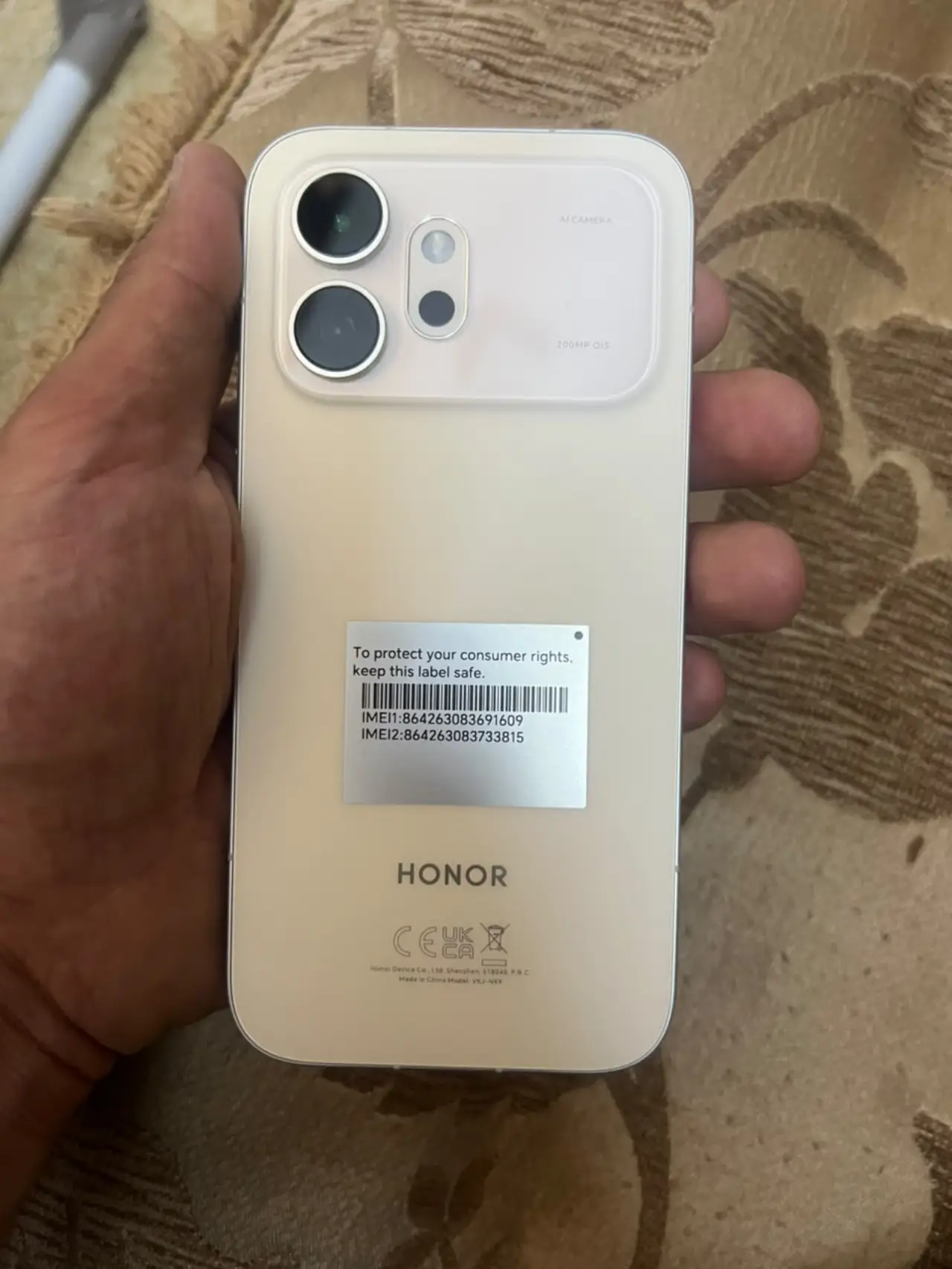 Honor 600