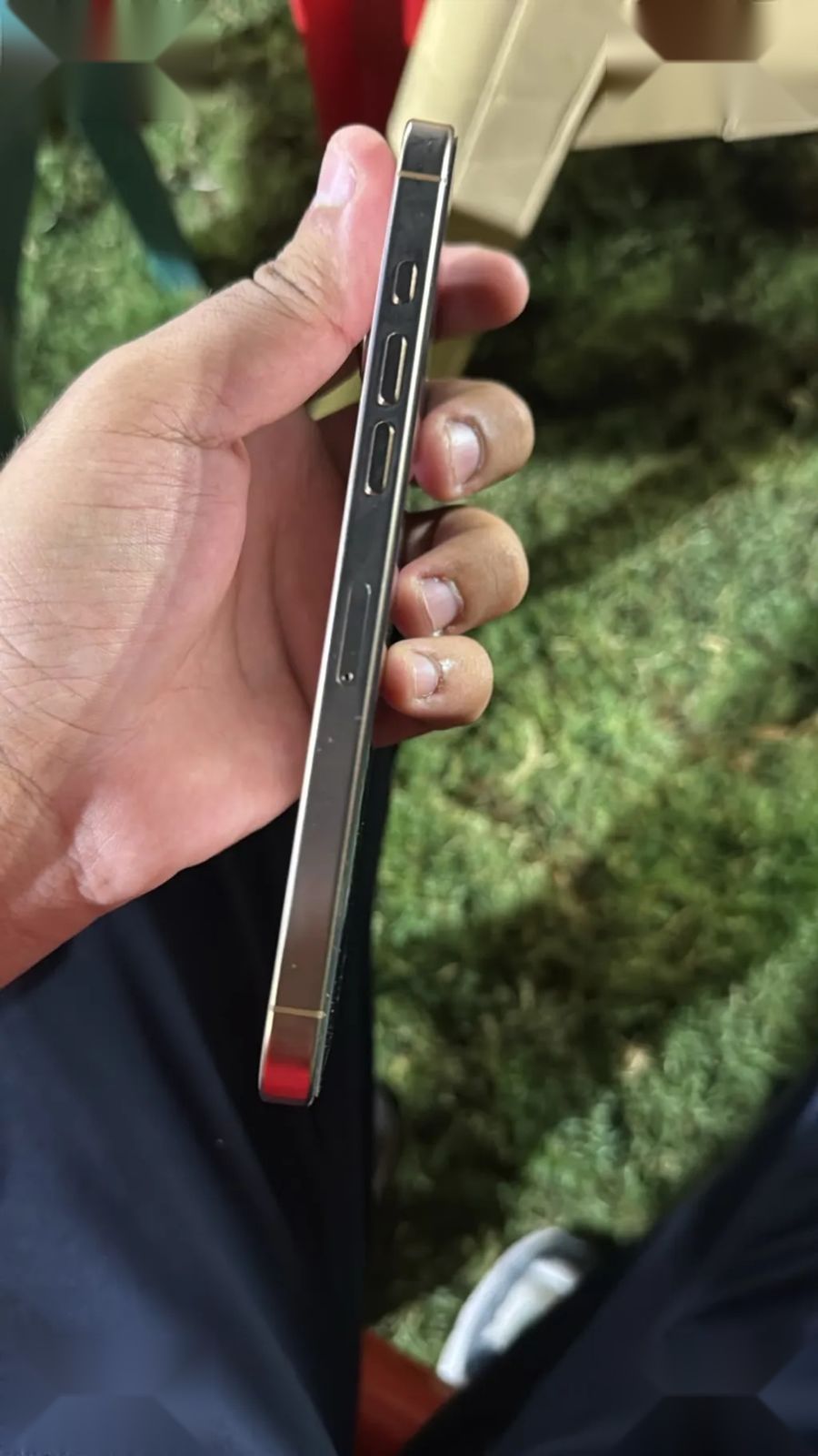 Apple iPhone 16 Pro Max — 1,300,000 د.ع
