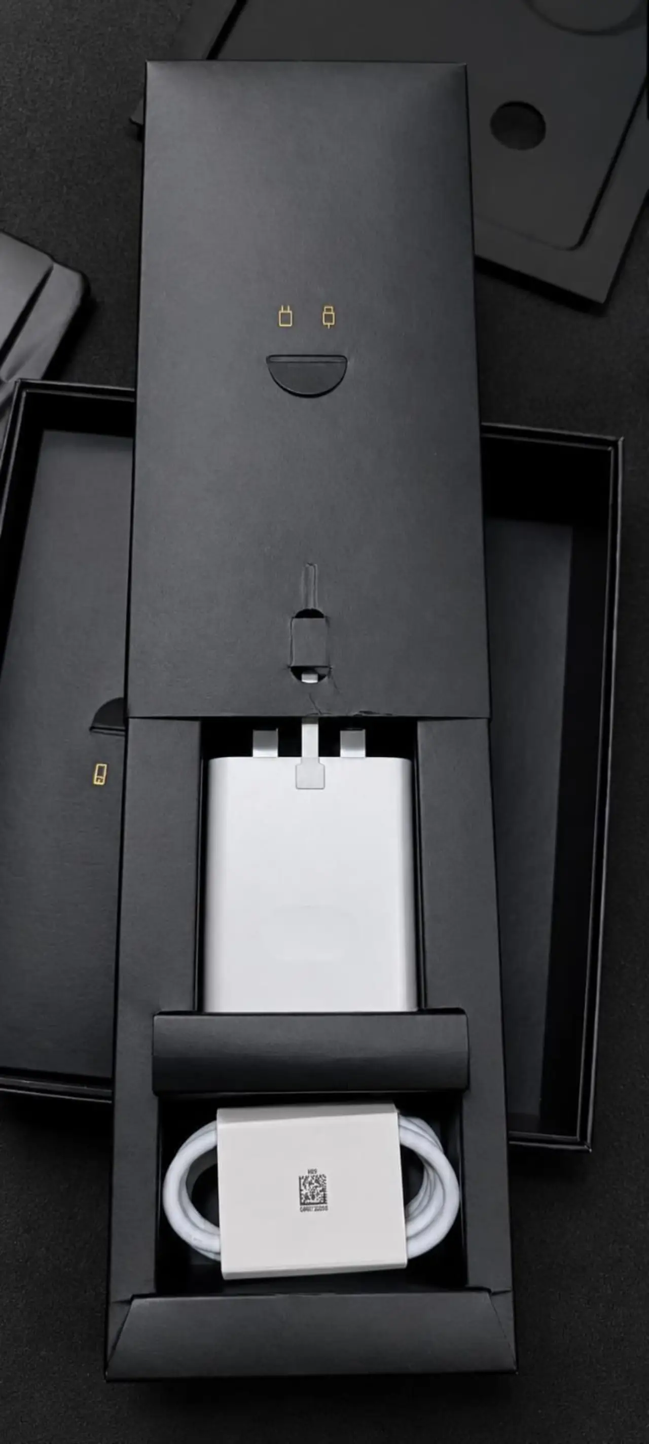 Huawei Mate X6 — 1,600,000 د.ع