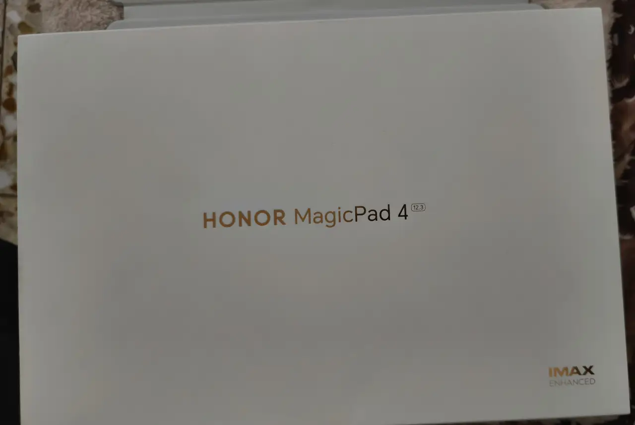 Honor MagicPad 4 — 1,000,000 د.ع