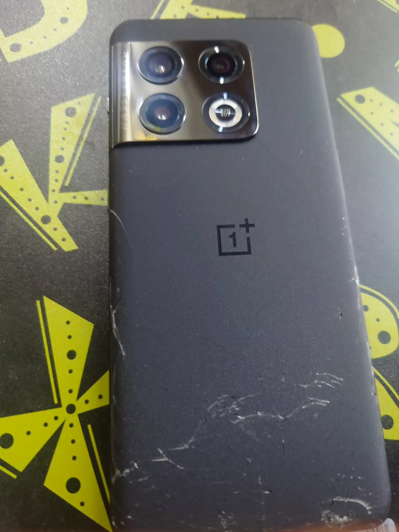 OnePlus 10 Pro — 250,000 د.ع