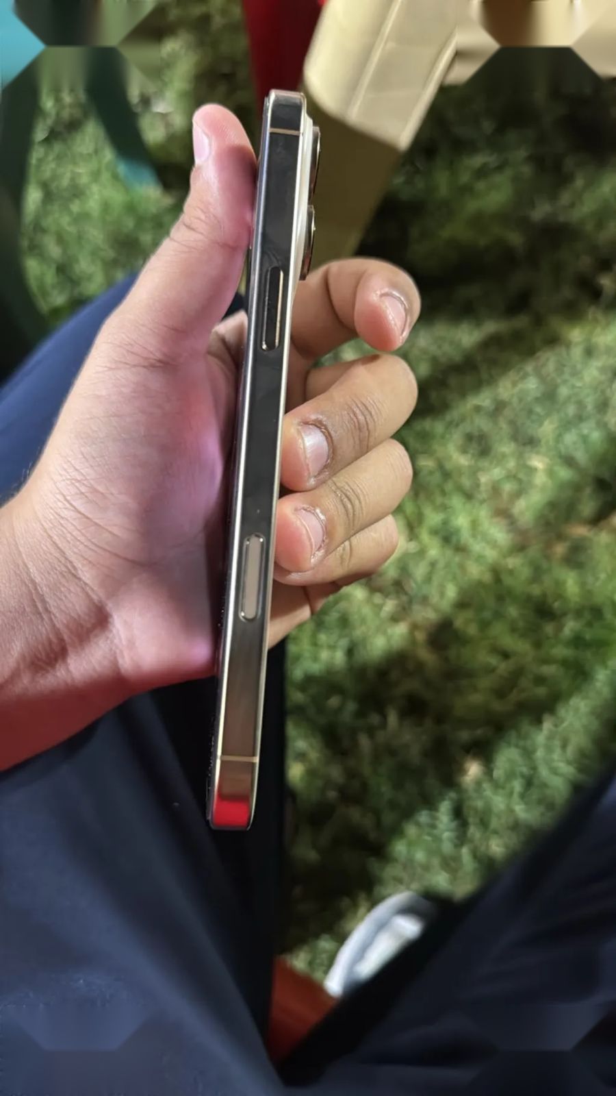 Apple iPhone 16 Pro Max — 1,300,000 د.ع