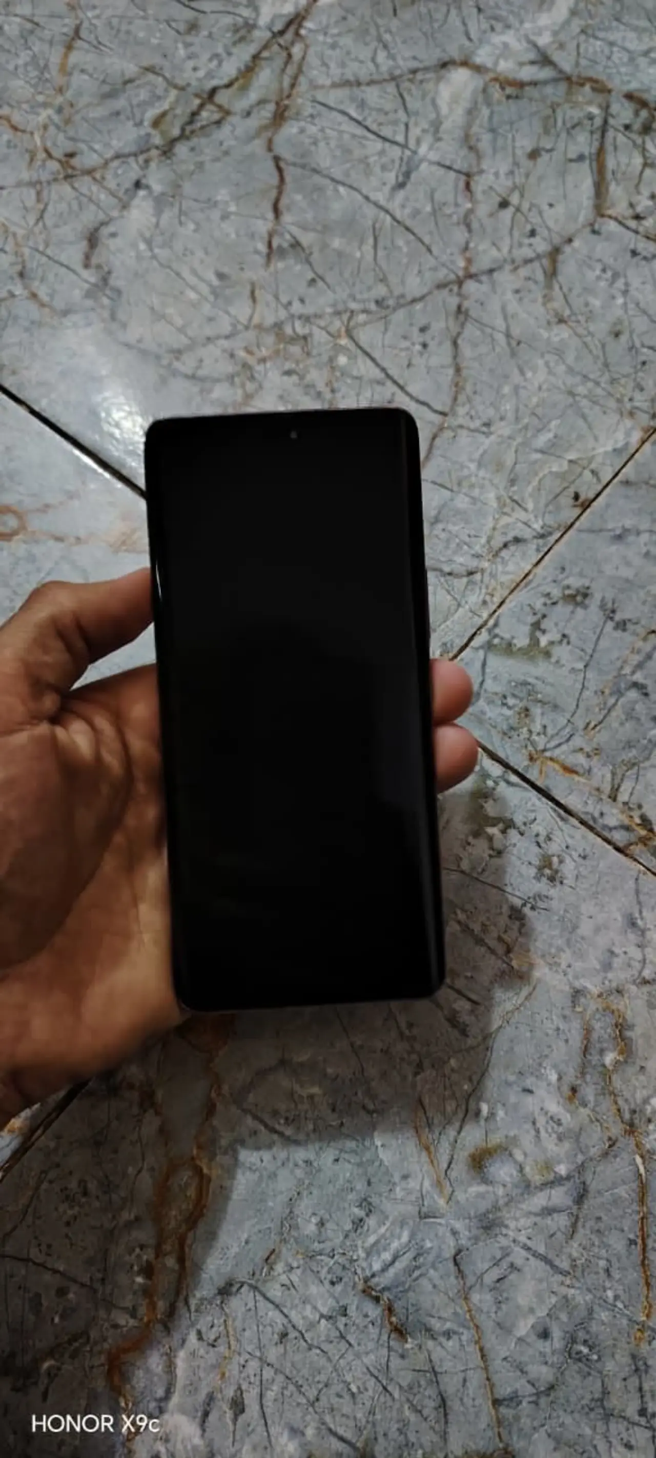 Honor X9C