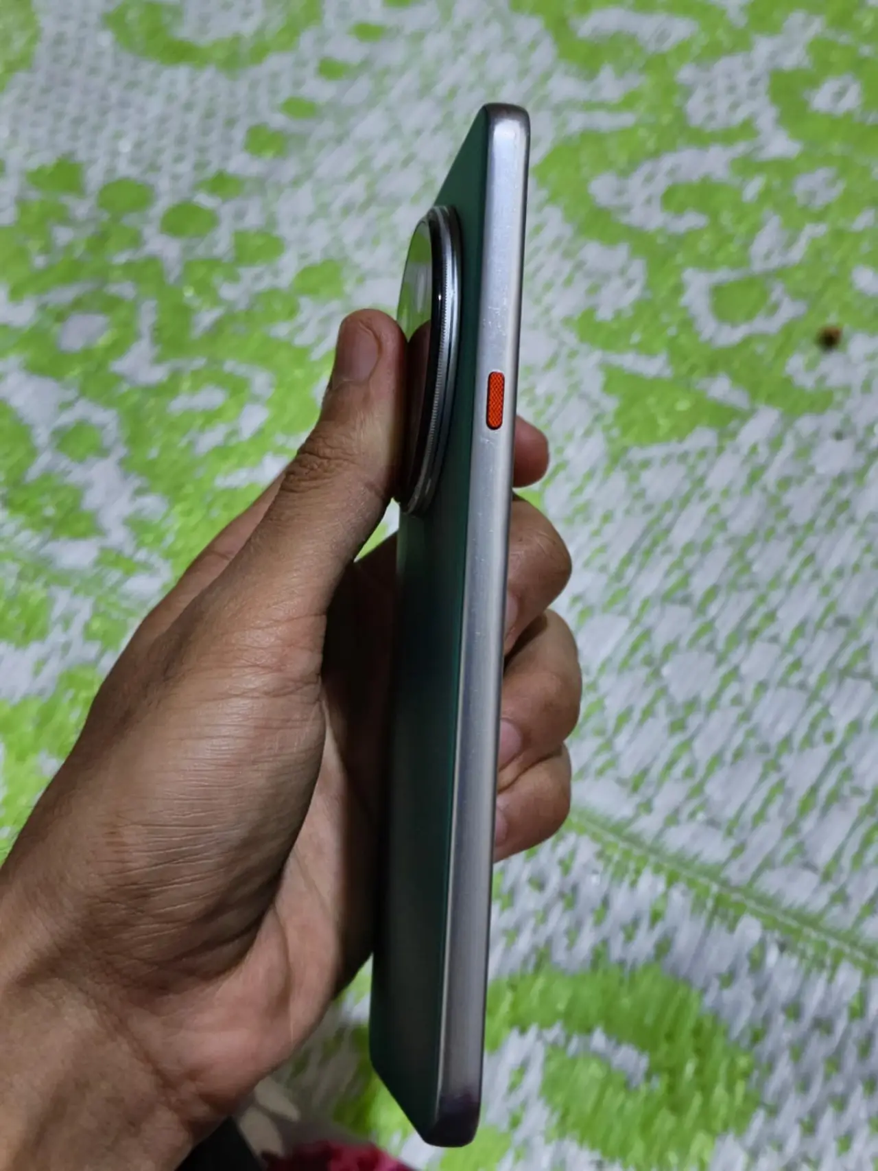 Tecno Camon 40 Premier — 415,000 د.ع