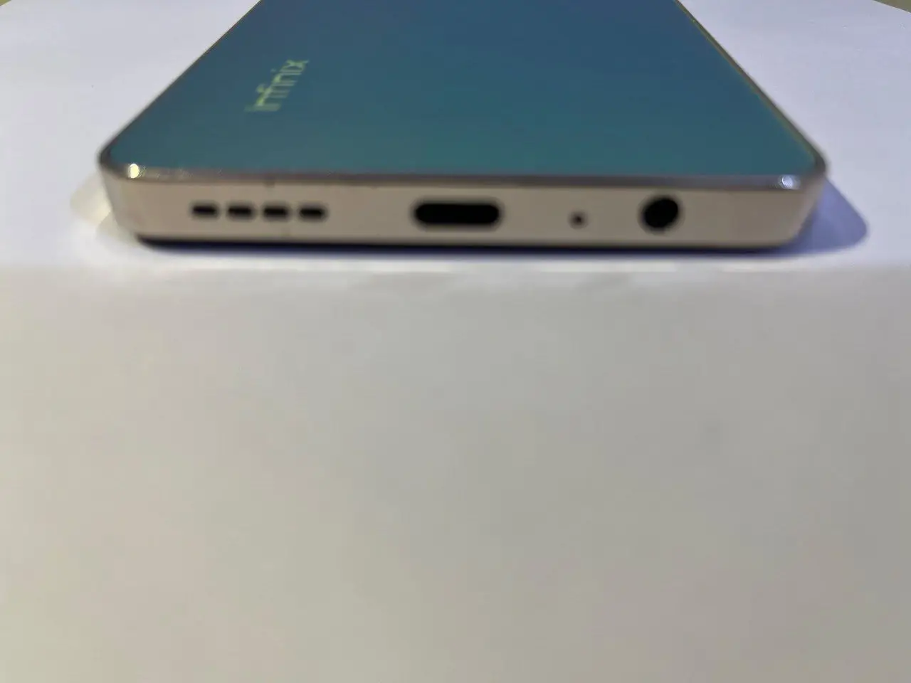 Infinix Note 30 Pro — 200,000 د.ع